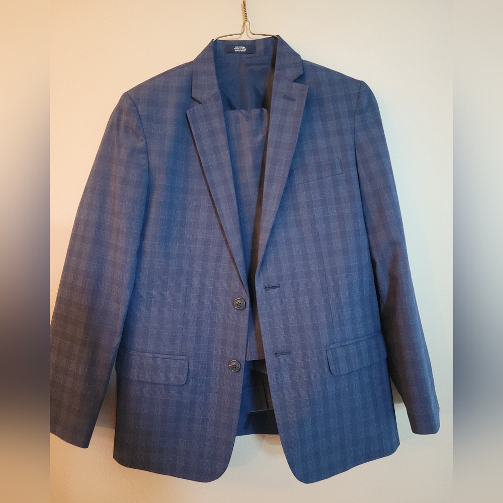 Boys Nautica Suit 14